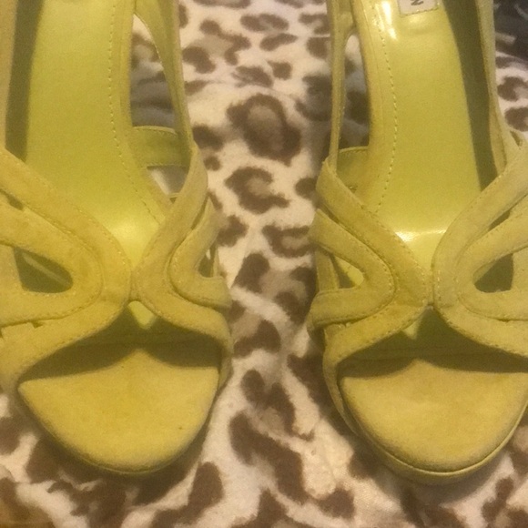 Shoes - Picture 8 of 8